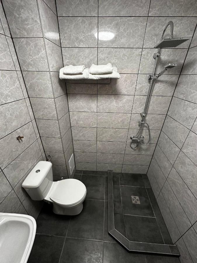 Casa Bucovineana Aparthotel Iasi Buitenkant foto