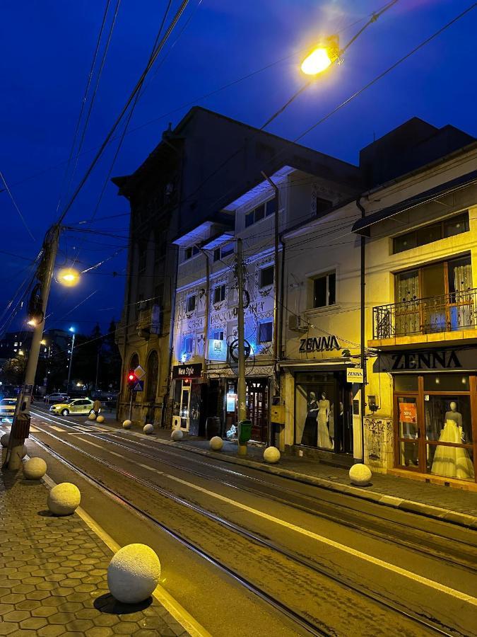 Casa Bucovineana Aparthotel Iasi Buitenkant foto