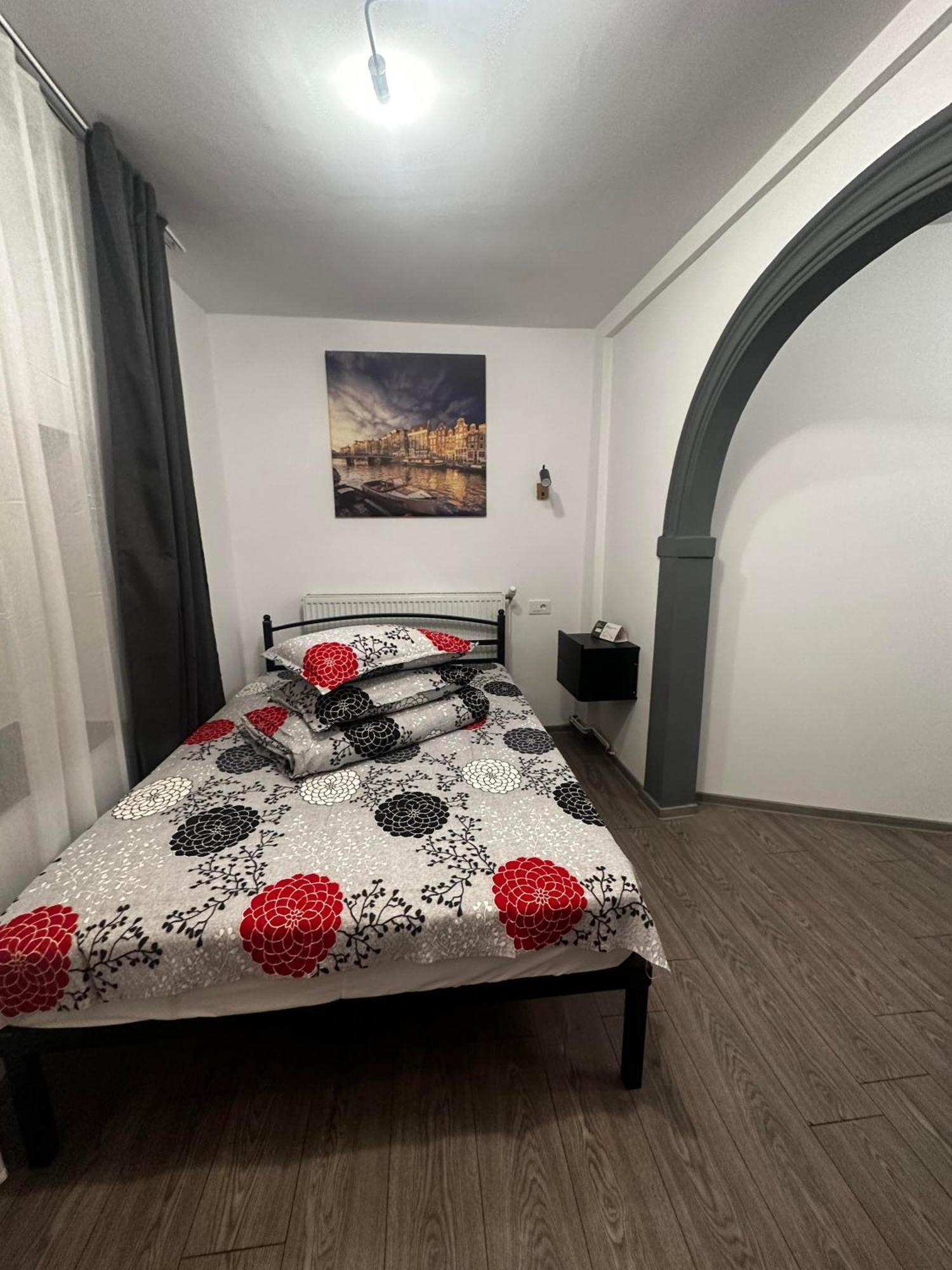 Casa Bucovineana Aparthotel Iasi Buitenkant foto